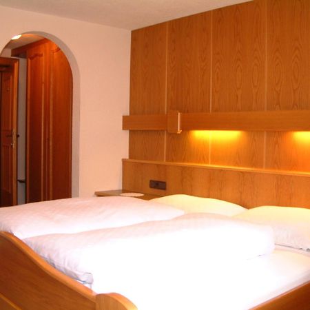 Hotel Garni Mathonerhof à Ischgl Extérieur photo